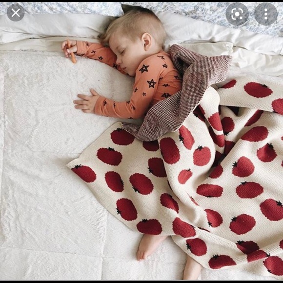 ISO Fin and Vince blankets - Picture 2 of 4